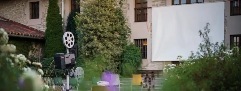 Zinema proiekzioak egingo dituzte Gasteizko Olarizuko Etxaldean