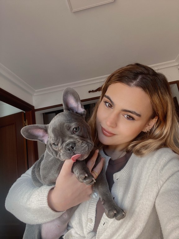 [ZIRT-ZART] JANIRE ATXURRA: “Ez naiz fidatzen erregaliz beltza gustatzen zaien pertsonez”