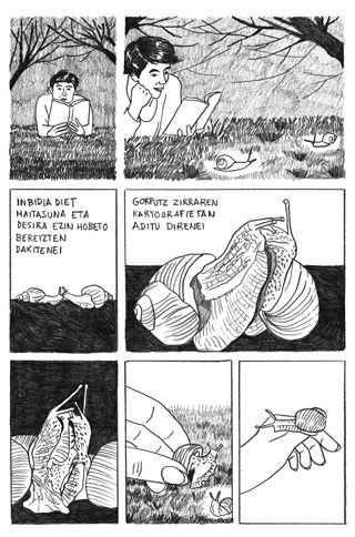 "Nire amaren heriotzak libreago egin ninduen"