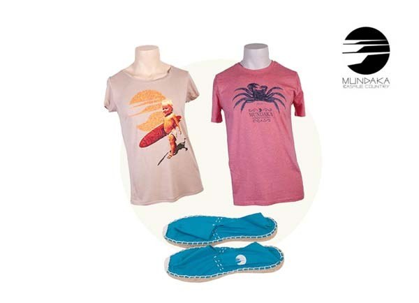 Kamiseta eta espadrinak ditugu gure harpidedunen artean banatzeko! Kamiseta eta espadrinak ditugu gure harpidedunen artean banatzeko!