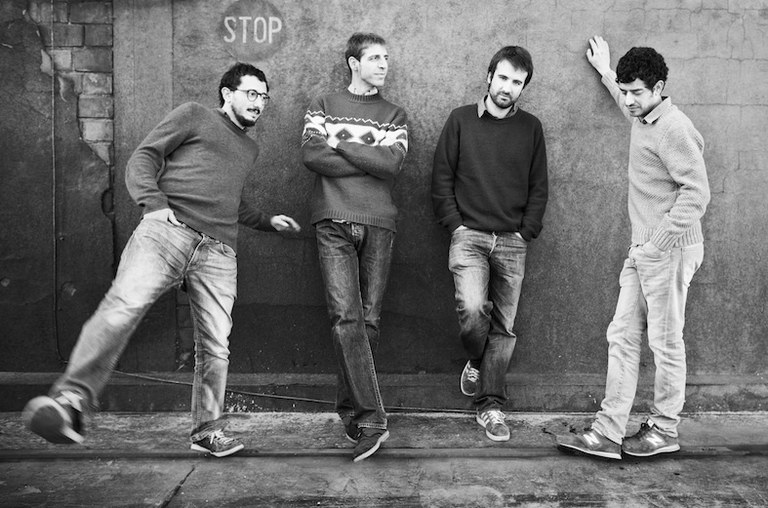 Manel ikustera joan nahi duzu? Manel ikustera joan nahi duzu?