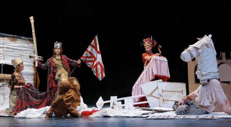 'Rikardo III eta ni' antzezlana ikustera joateko sarrerak ditugu!