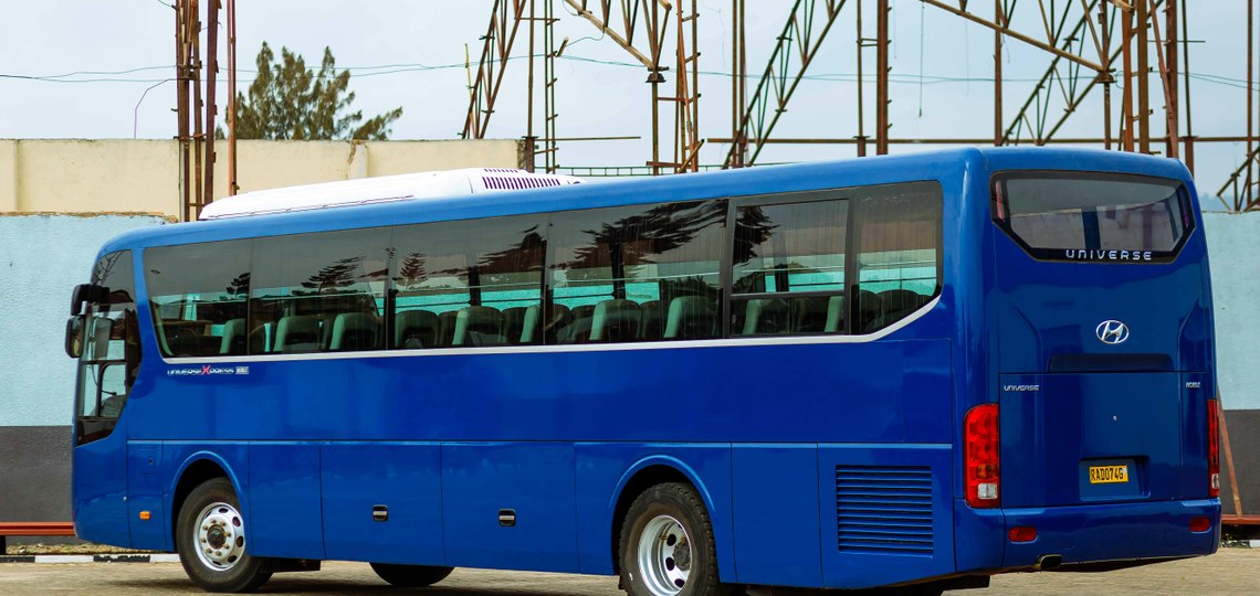 GAZTEEK MERKEAGO BIDAIA DEZAKEZUE AUTOBUSEAN!