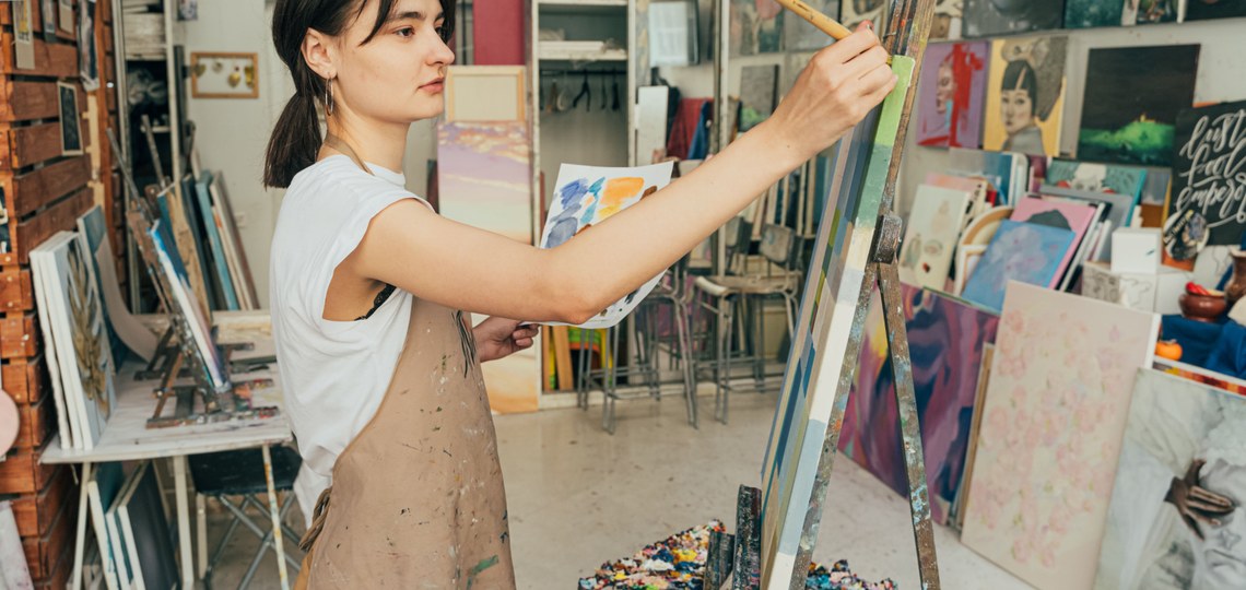 Ikusizko arteetan edo musikan aritzen diren gazteei zuzendutako Gazte Arte eta Gazte Talent lehiaketetan izena emateko epea zabaldu dute